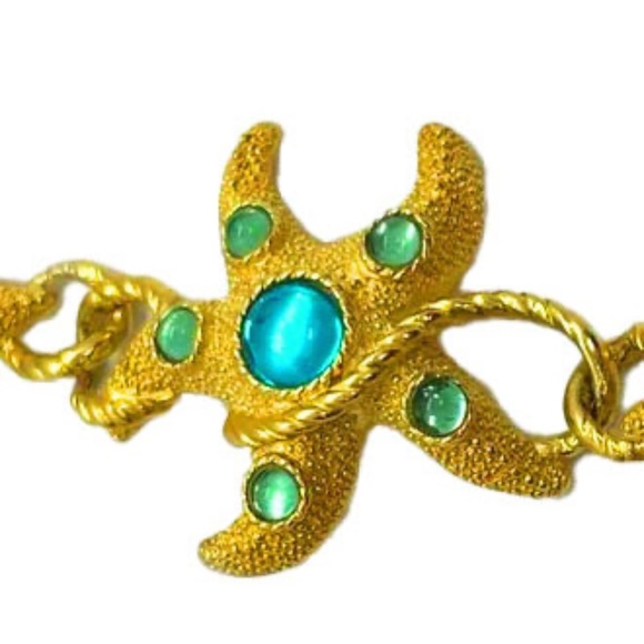 Vintage 80s Trifari Starfish Link Bracelet with Blue Jelly Cabochons - Picture 5 of 7